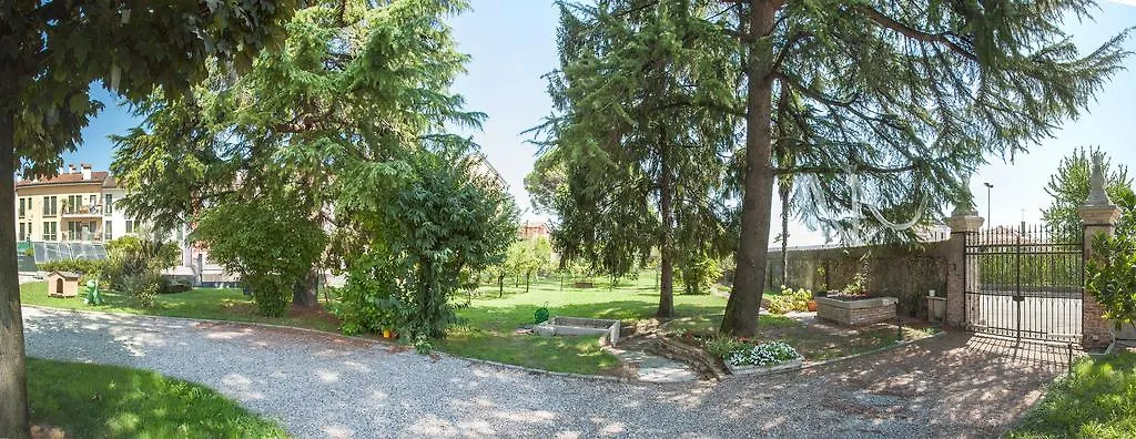 B&B Gaia Portobuffolè Bed & Breakfast